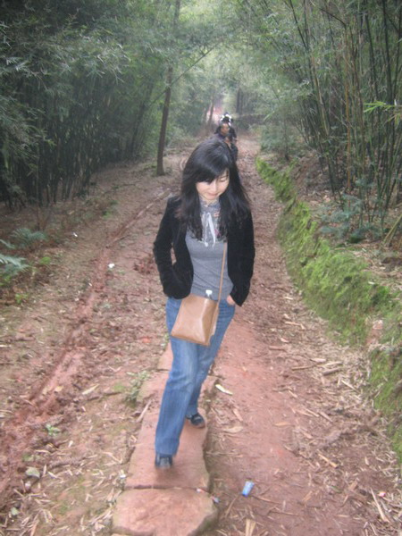 dvubb 图片点击可在新窗口打开查看