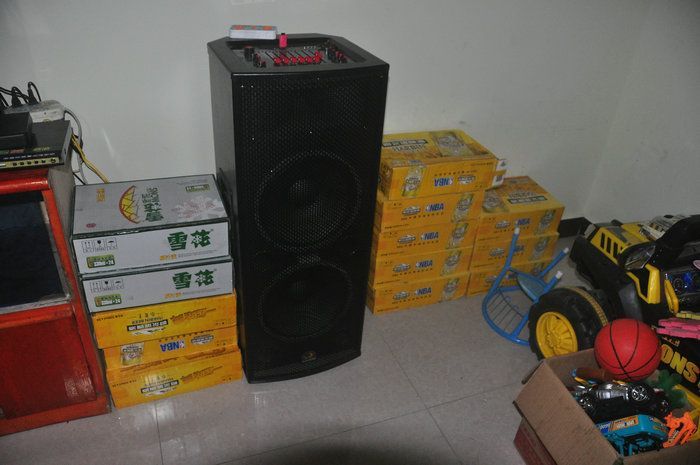 dvubb 图片点击可在新窗口打开查看