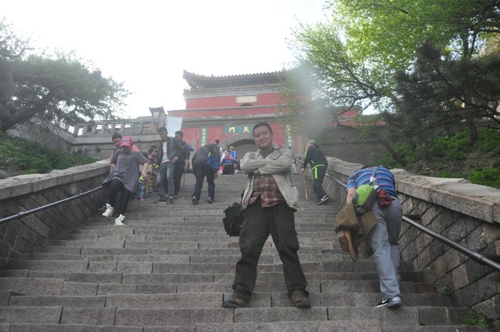 dvubb 图片点击可在新窗口打开查看